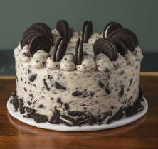 Cookies and Cream Moonspell Cake